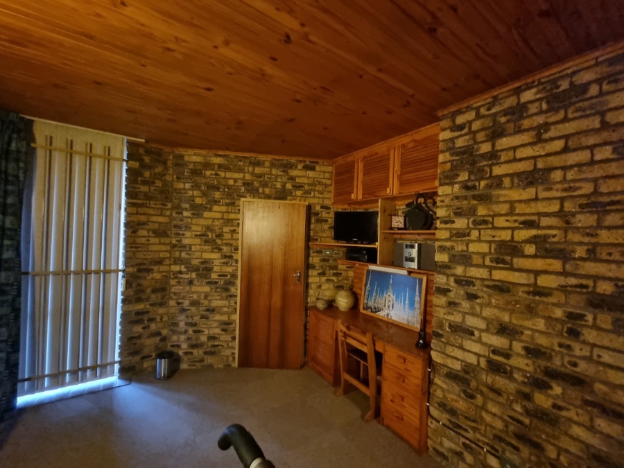 4 Bedroom Property for Sale in Sasolburg Free State